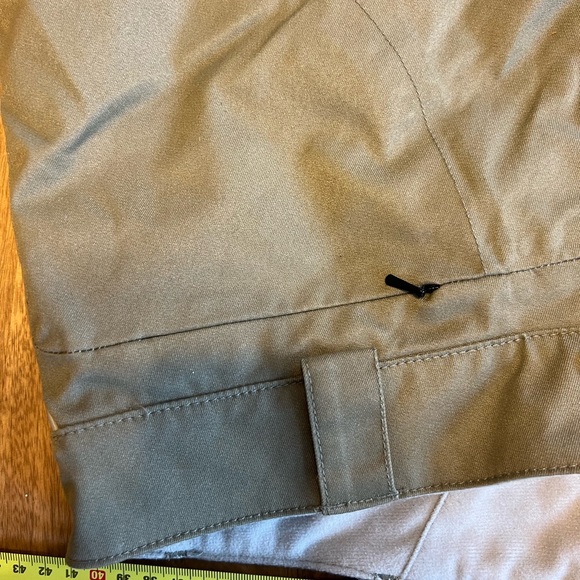 Rossignol ski or snowboarding pants size L in like new condition - Picture 9 of 12